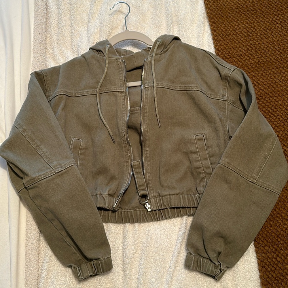 Green cropped denim zipper hoodie